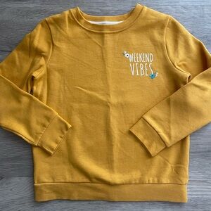 NWOT Cat & Jack Girls Size Medium (7-8) ‘Weekend Vibes’ Crewneck Sweatshirt